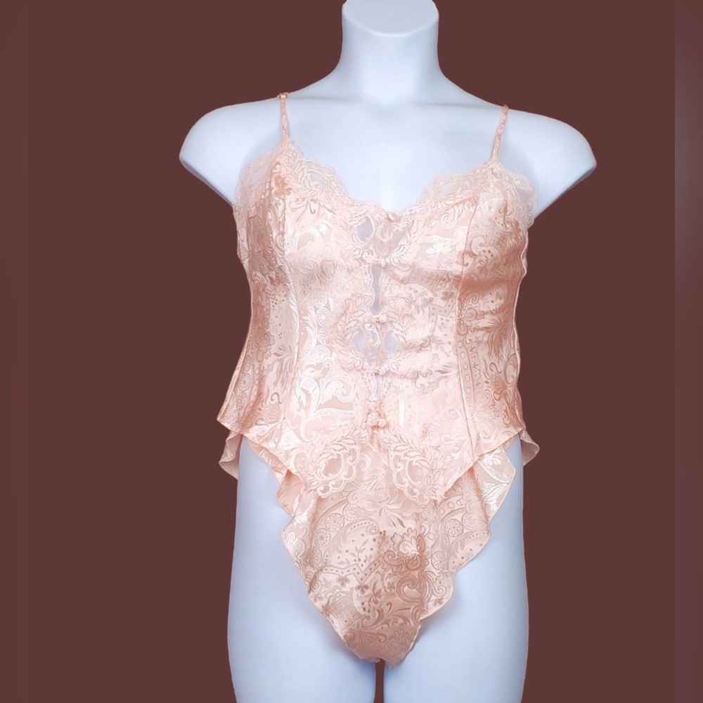 Victoria's Secret Peach Lace Chemise